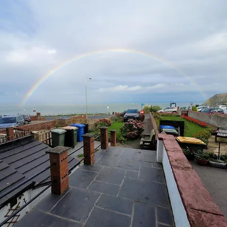 Sea Side Flat 3 With Fast Wifi And Free Parking Apartment Scarborough Exterior photo